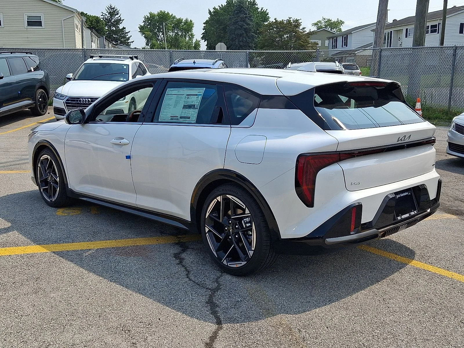 New 2026 White Kia GT-Line image 4