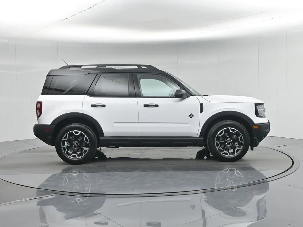 New 2026 Oxford White Ford Outer Banks image 28