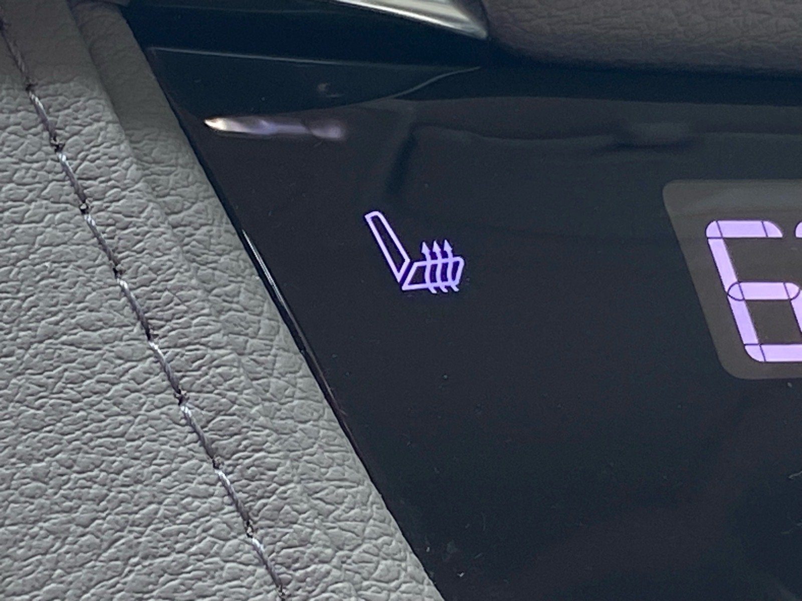 Used 2019 Gray Cadillac Luxury image 14