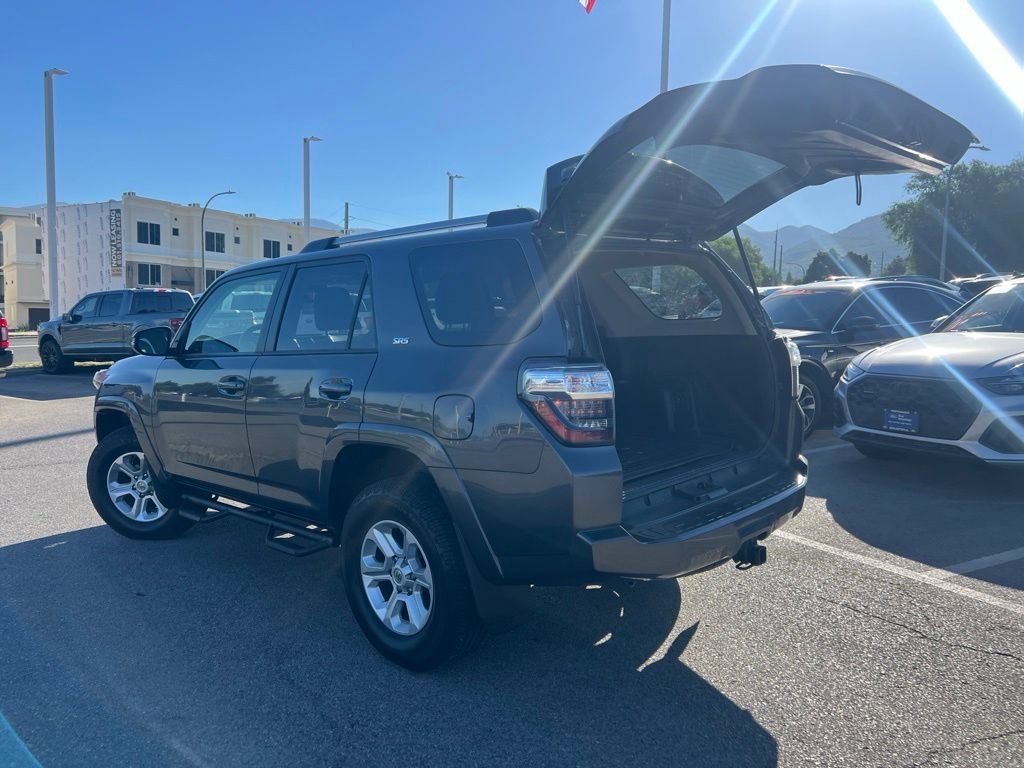 Used 2022 Magnetic Gray Metallic Toyota SR5 Premium image 11