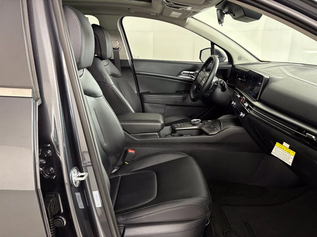 New 2027 Gravity Gray Kia EX image 45