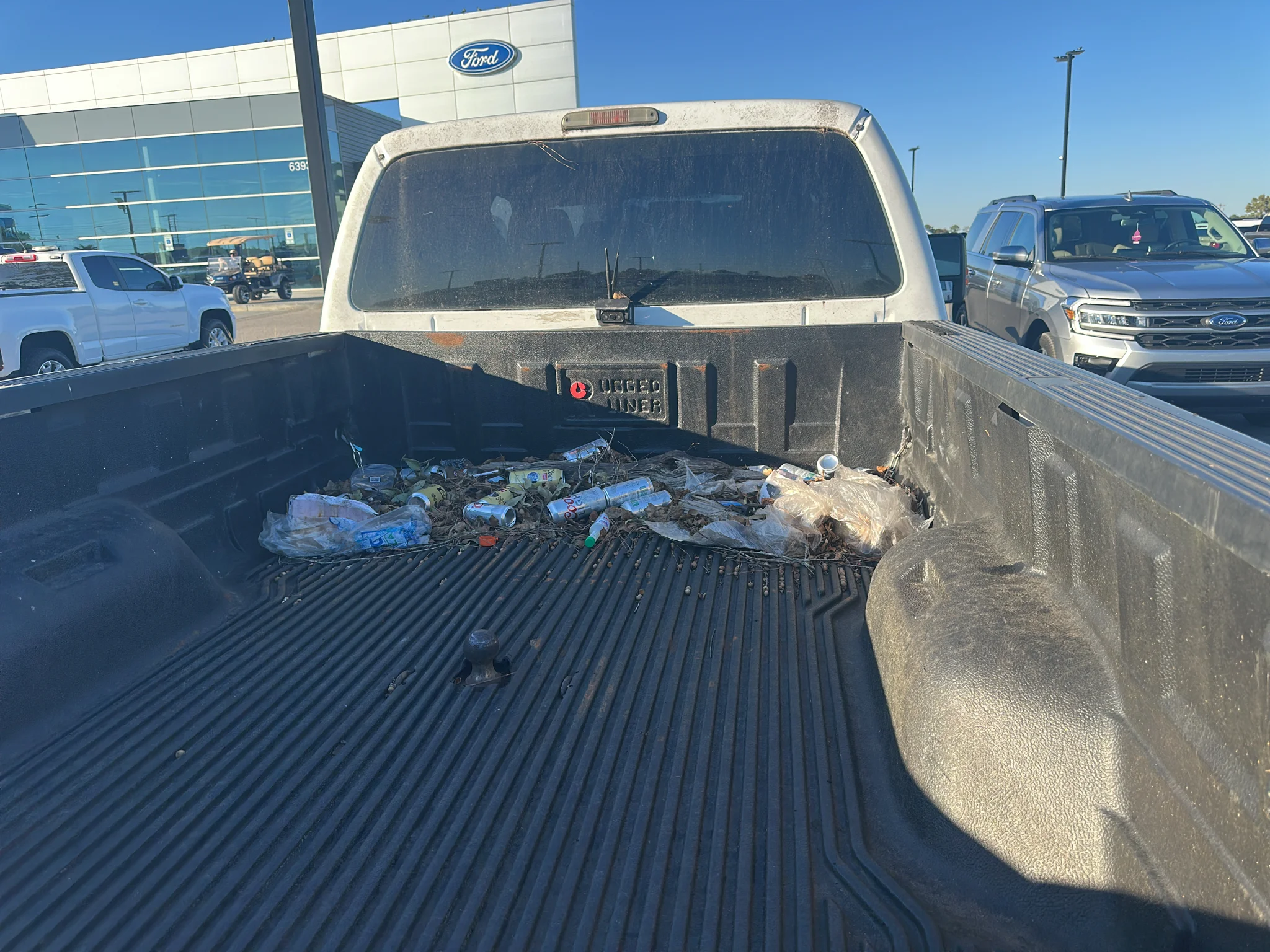 Used 2012 Oxford White Ford XL image 4