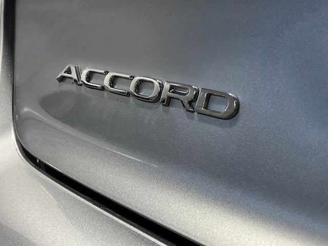 New 2026 Solar Silver Metallic Honda SE image 6