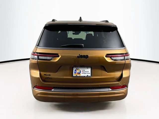 New 2026 Copper Shino Metallic Clear-Coat Exterior Paint Jeep Limited image 6