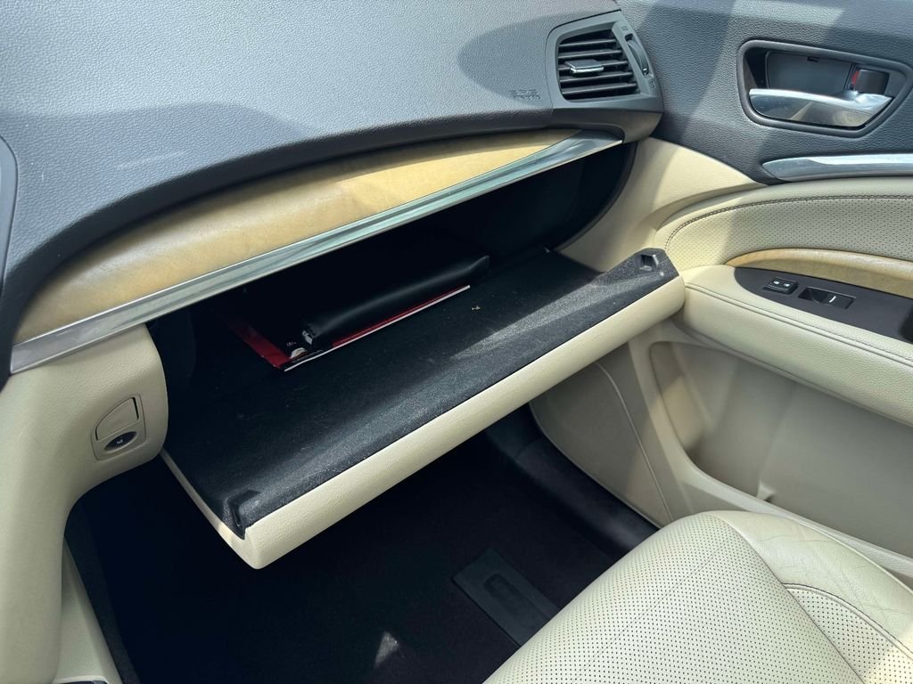 Used 2019 Black Acura 3.5L Technology Package image 16