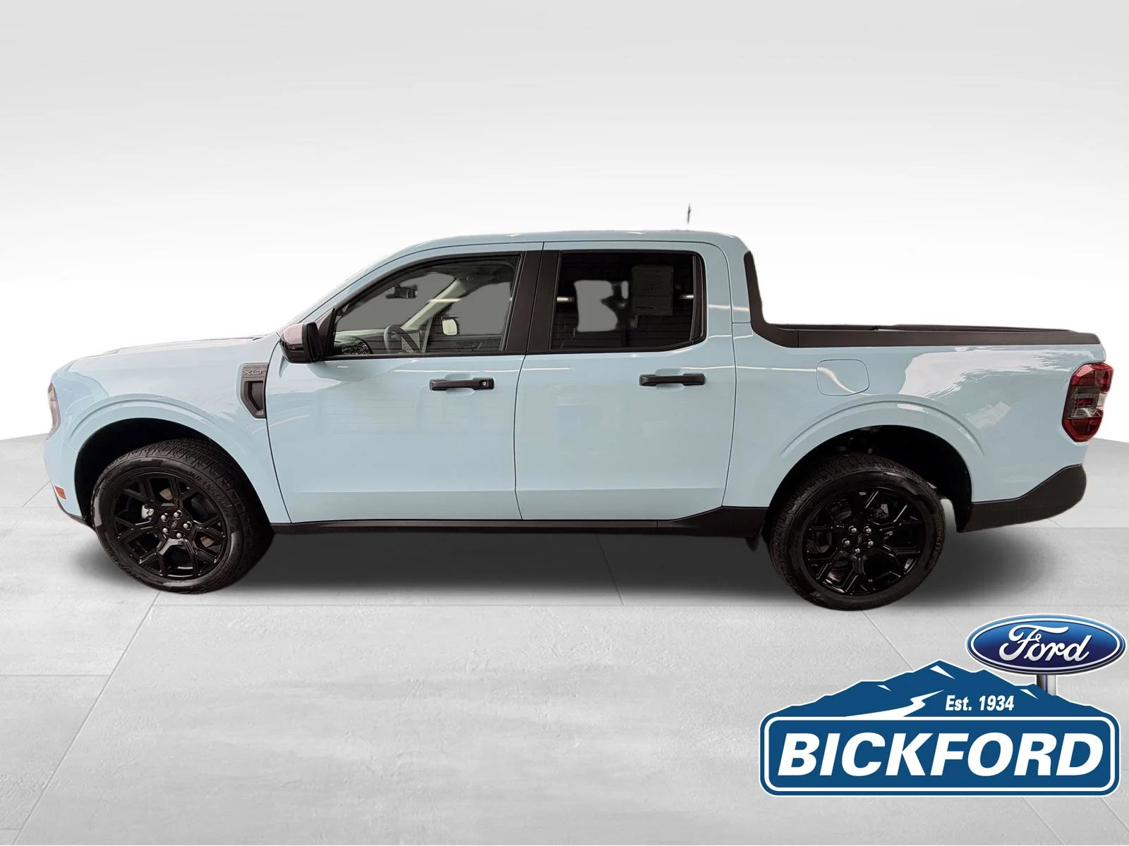 New 2026 Blue Ford XLT image 9