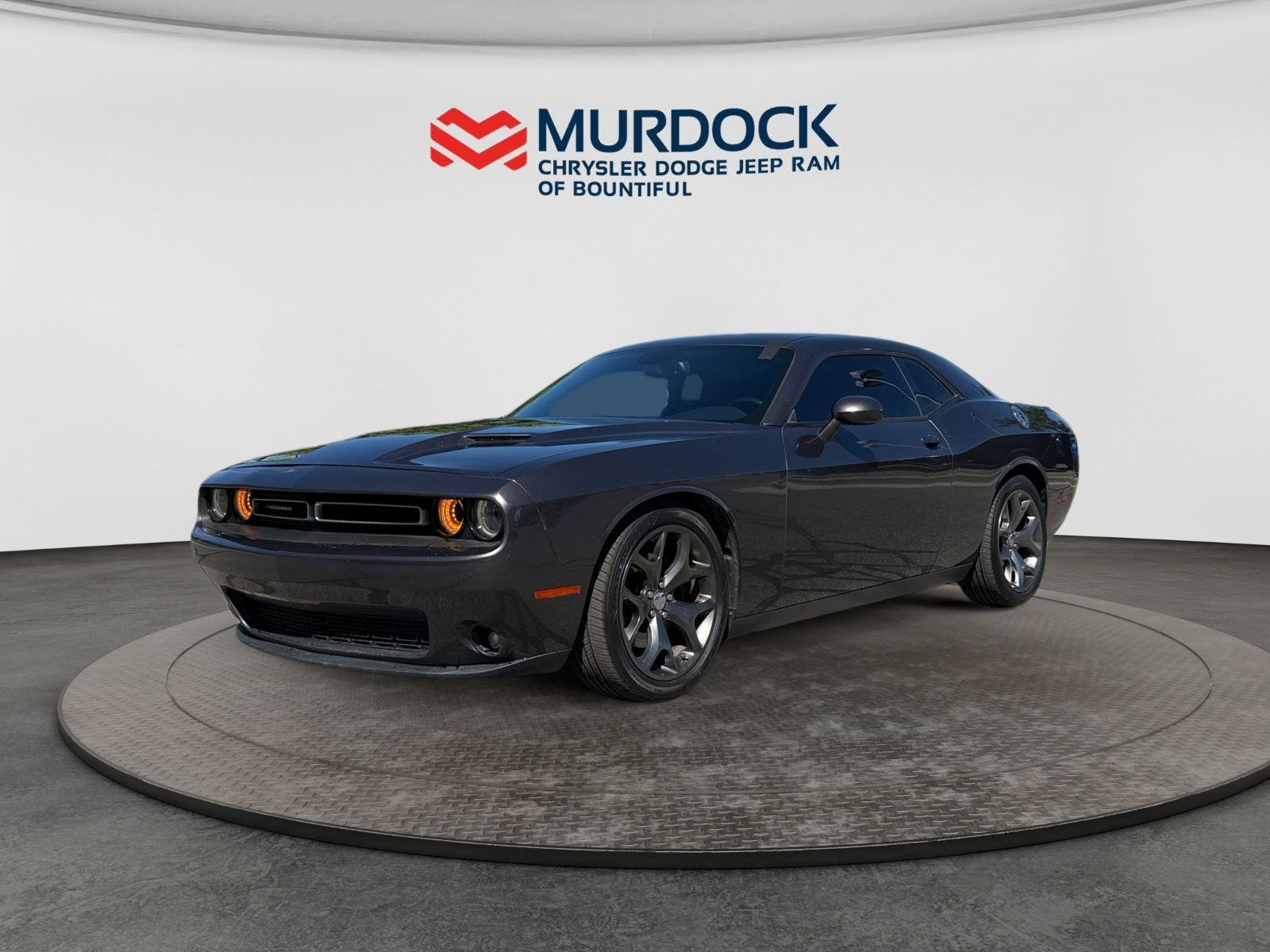 Used 2015 Granite Crystal Metallic Clearcoat Dodge SXT Plus image 1