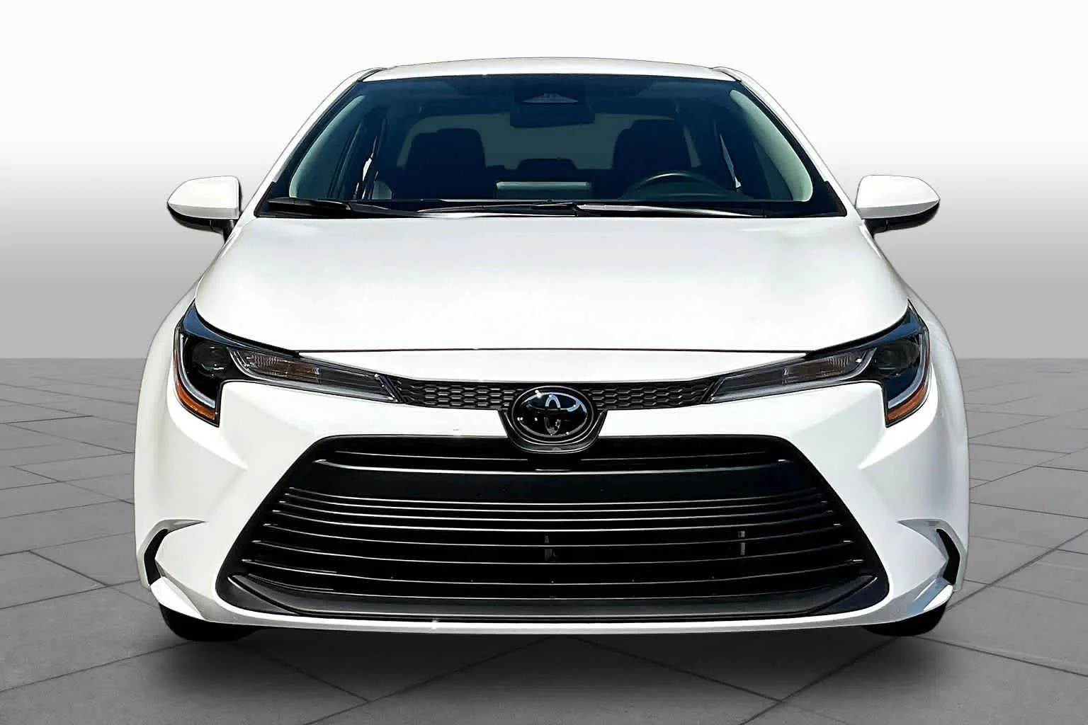 Used 2026 Ice Cap Toyota LE image 4