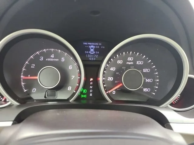 Used 2009 Crystal Black Pearl Acura 3.5 image 27