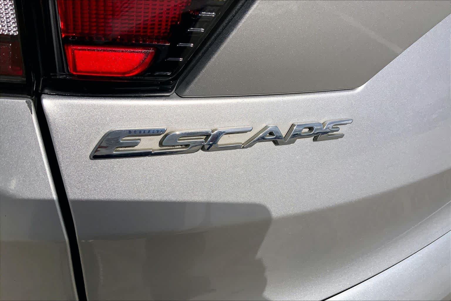 Used 2017 Ingot Silver Metallic Ford Titanium image 30
