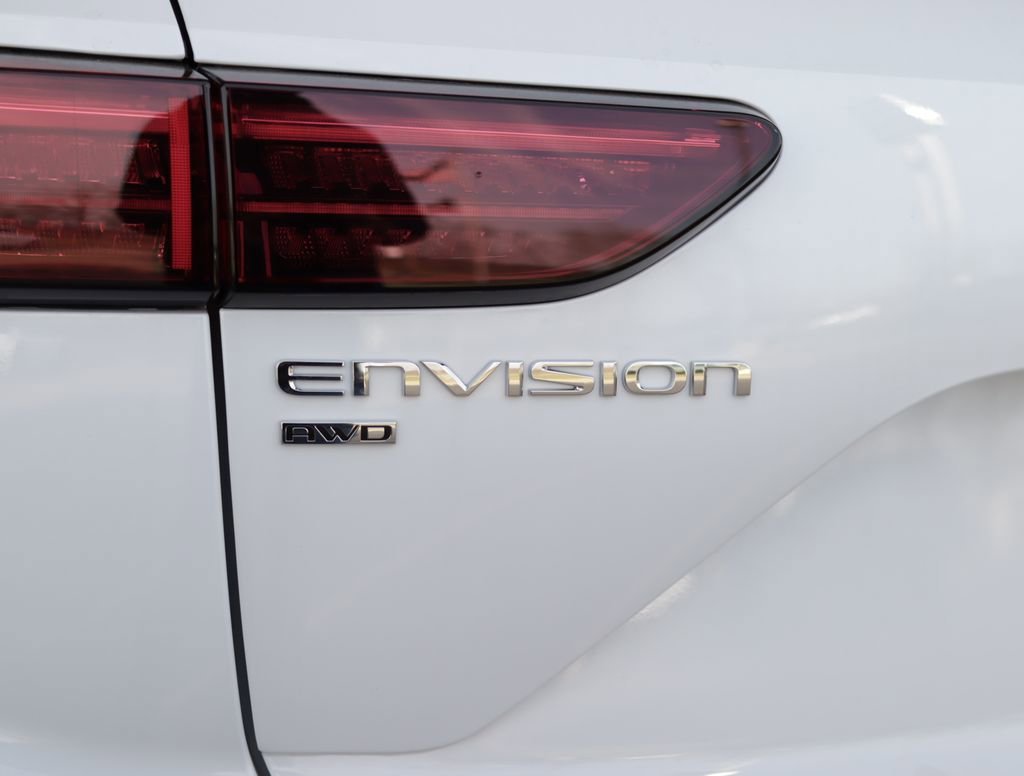 New 2026 Iridescent White Tricoat Buick Sport Touring image 43