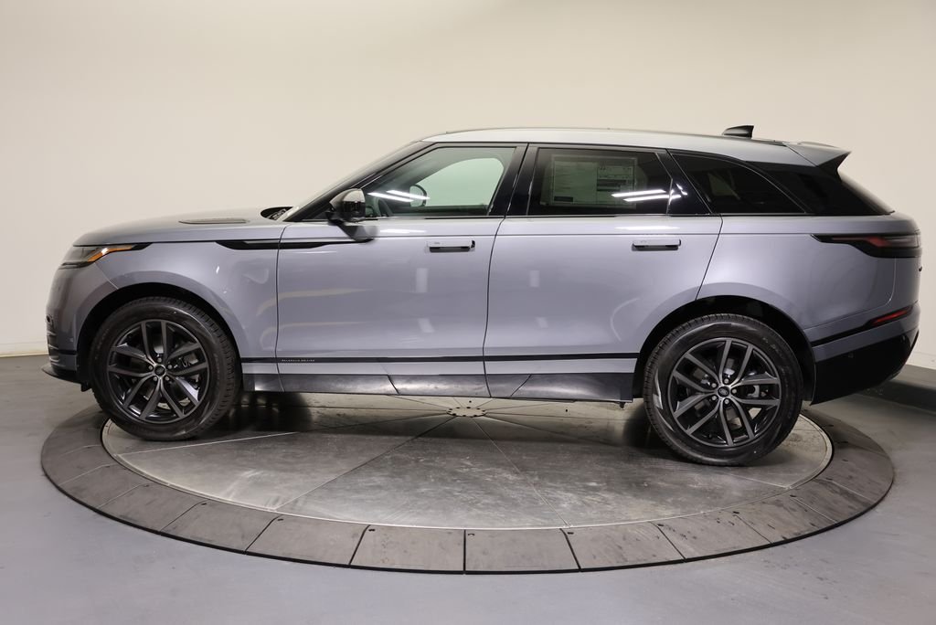 New 2026 Zadar Grey Land Rover P250 Base image 2