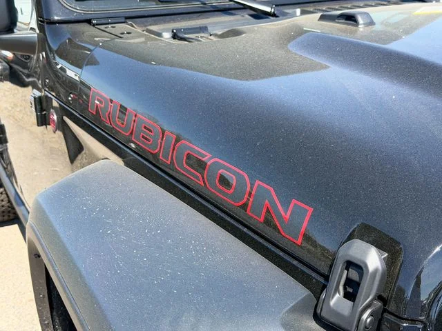 New 2026 Black Clear-Coat Exterior Paint Jeep Rubicon image 6