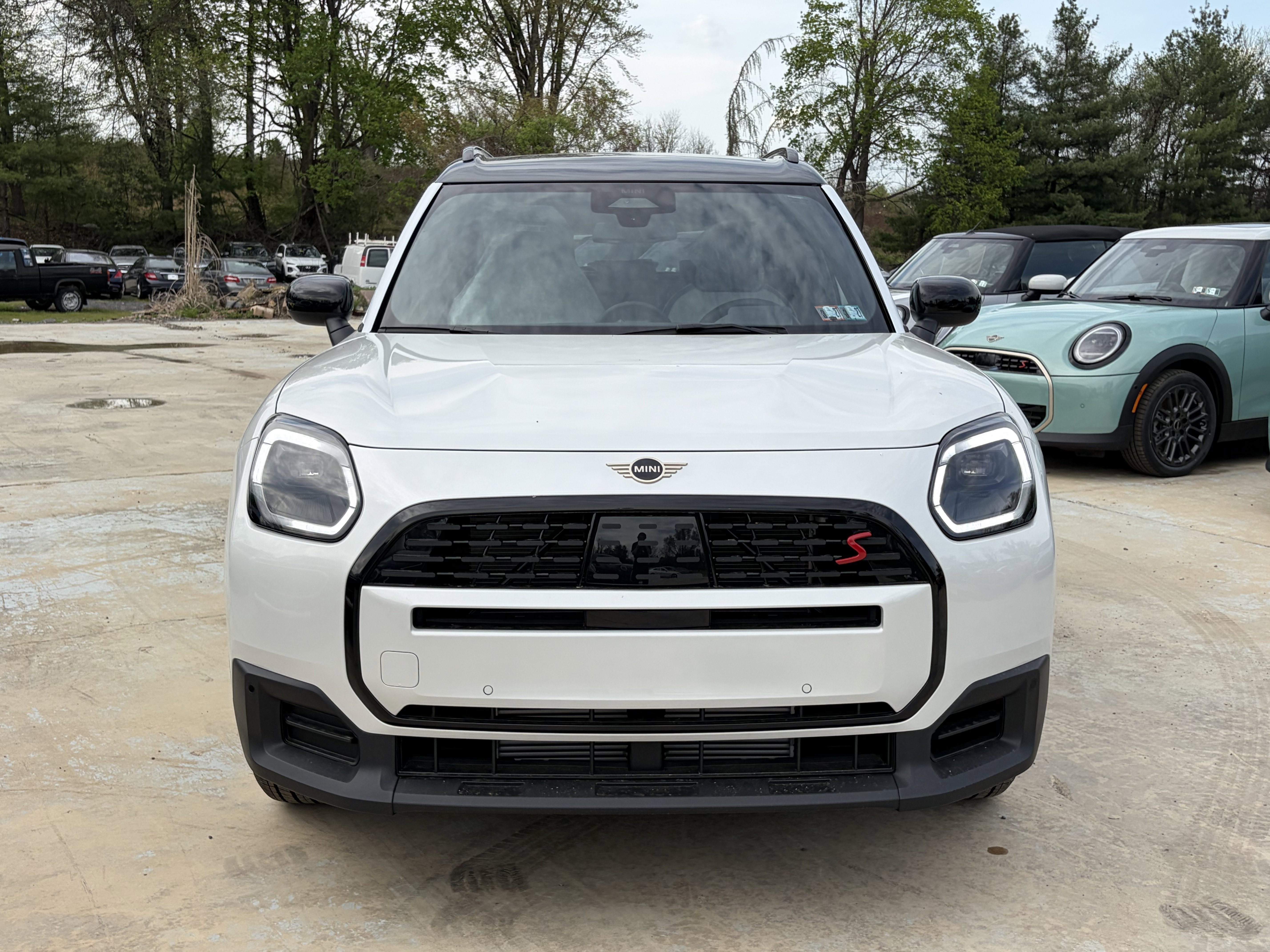 New 2026 Nanuq White Metallic MINI Oxford Edition image 2