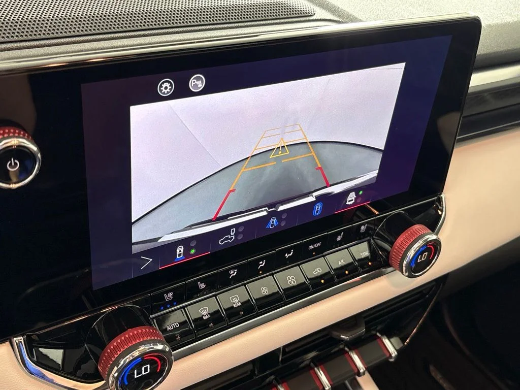 Used 2025 Red GMC AT4X image 39