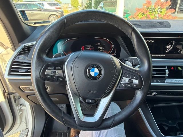 Used 2022 White Metallic BMW xDrive40i image 16