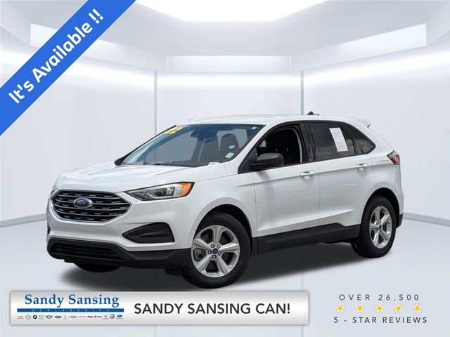 Used 2022 White Ford SE image 1