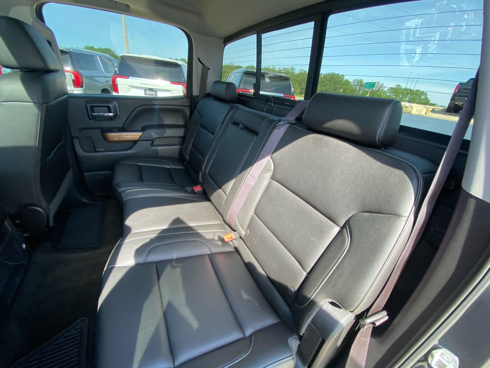 Used 2017 GRAPHITE METALLIC Chevrolet LTZ image 22
