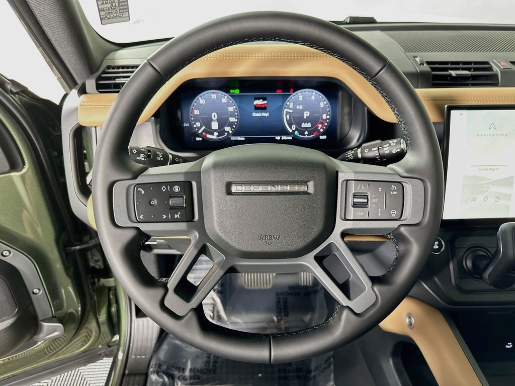 New 2026 Woolstone Green Land Rover X-Dynamic SE image 12