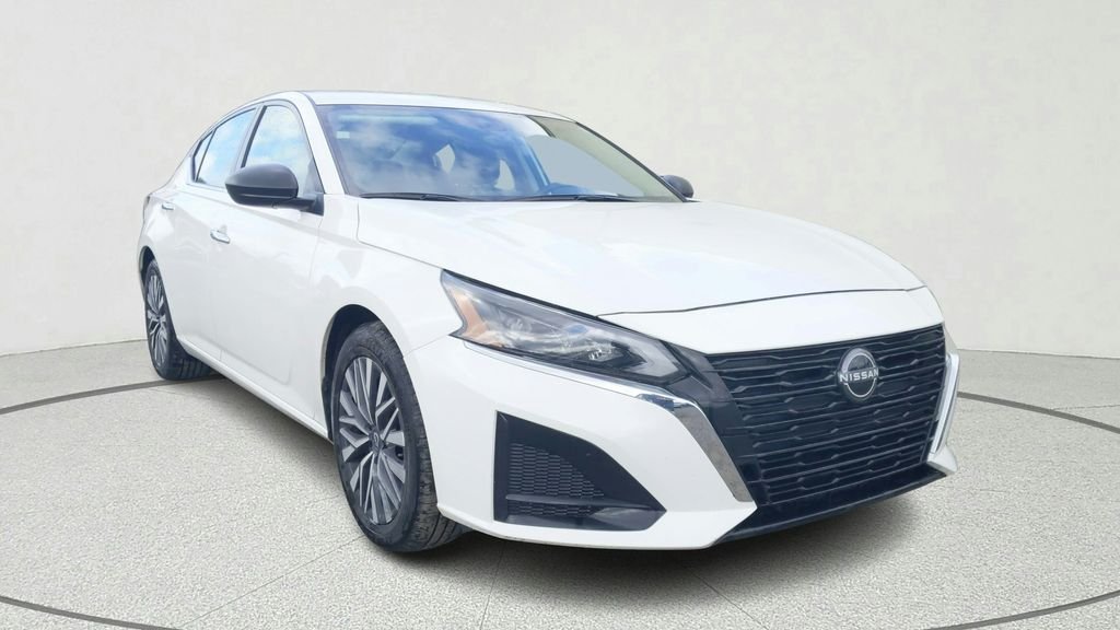2024 Nissan Altima SV