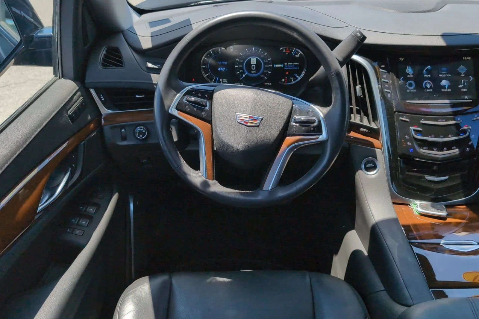 Used 2020 BLACK RAVEN Cadillac Premium Luxury image 15