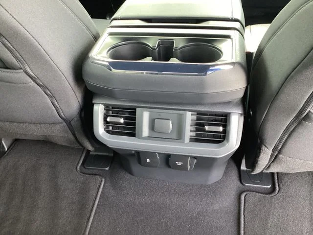 Used 2025 Oxford White Ford XLT image 14