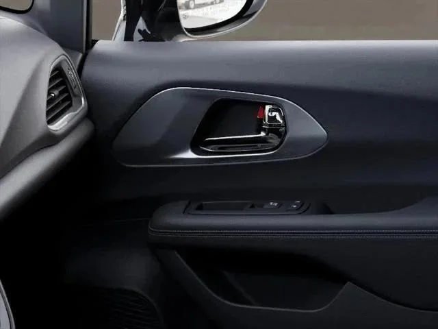 2026 Chrysler Voyager LX - Photo 77