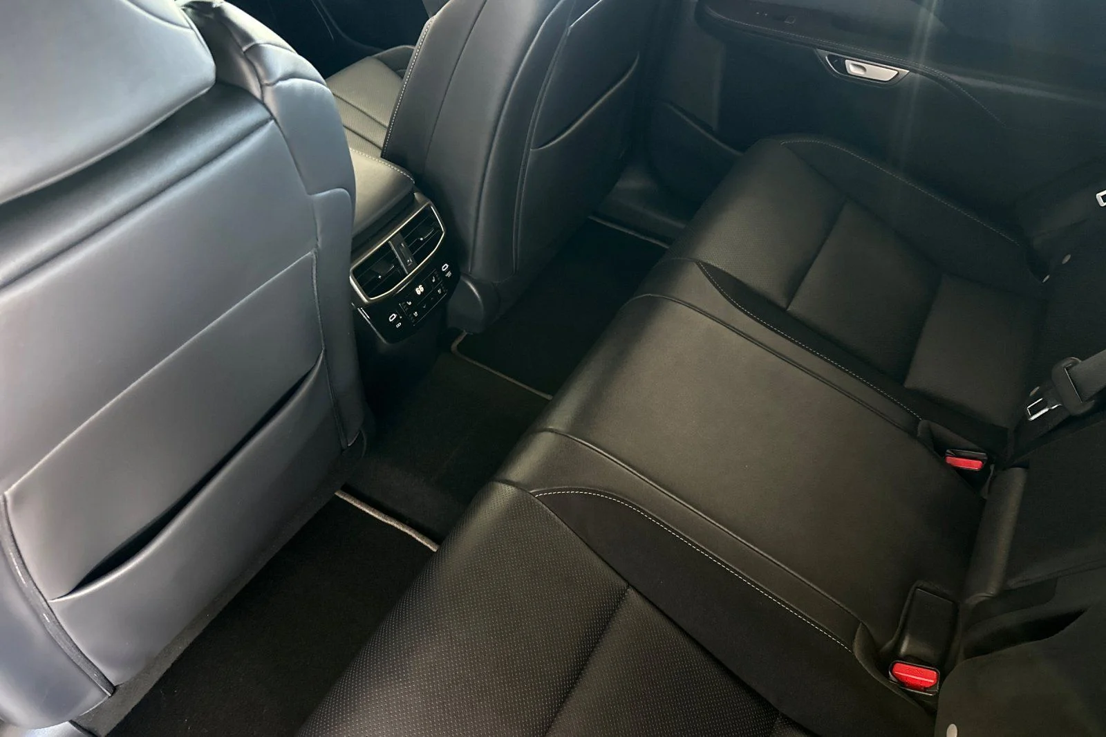 Used 2023 Iridium Lexus 500h F SPORT Performance image 9