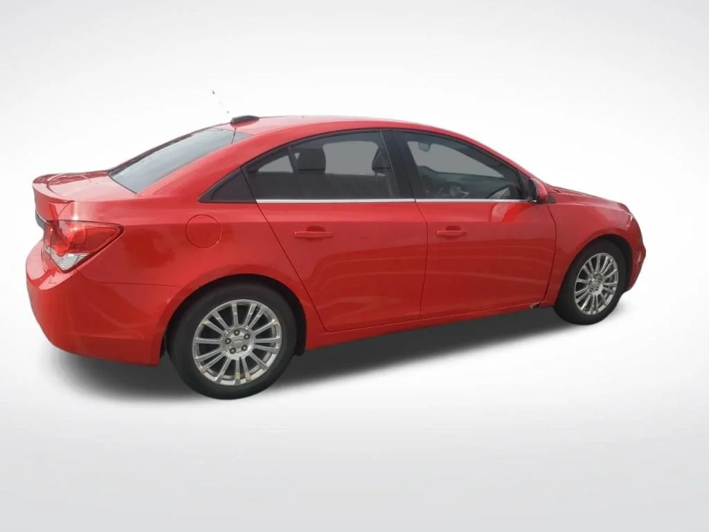 Used 2016 RED HOT Chevrolet ECO image 5