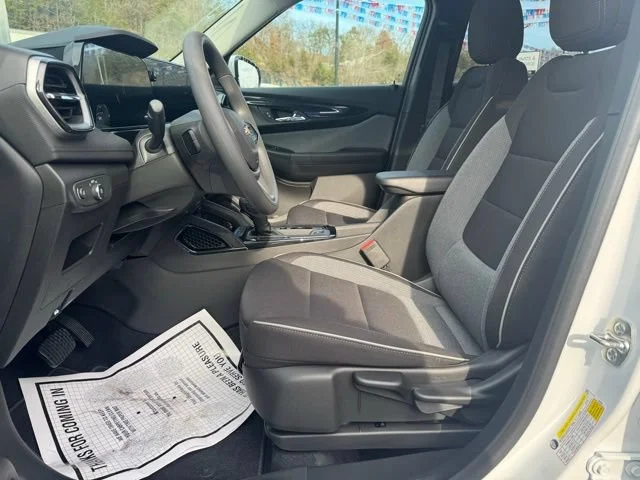 New 2026 Summit White Chevrolet LT image 18