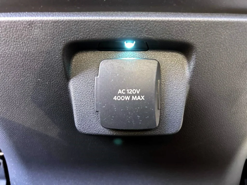 Used 2026 Agate Black Metallic Ford Lariat image 20
