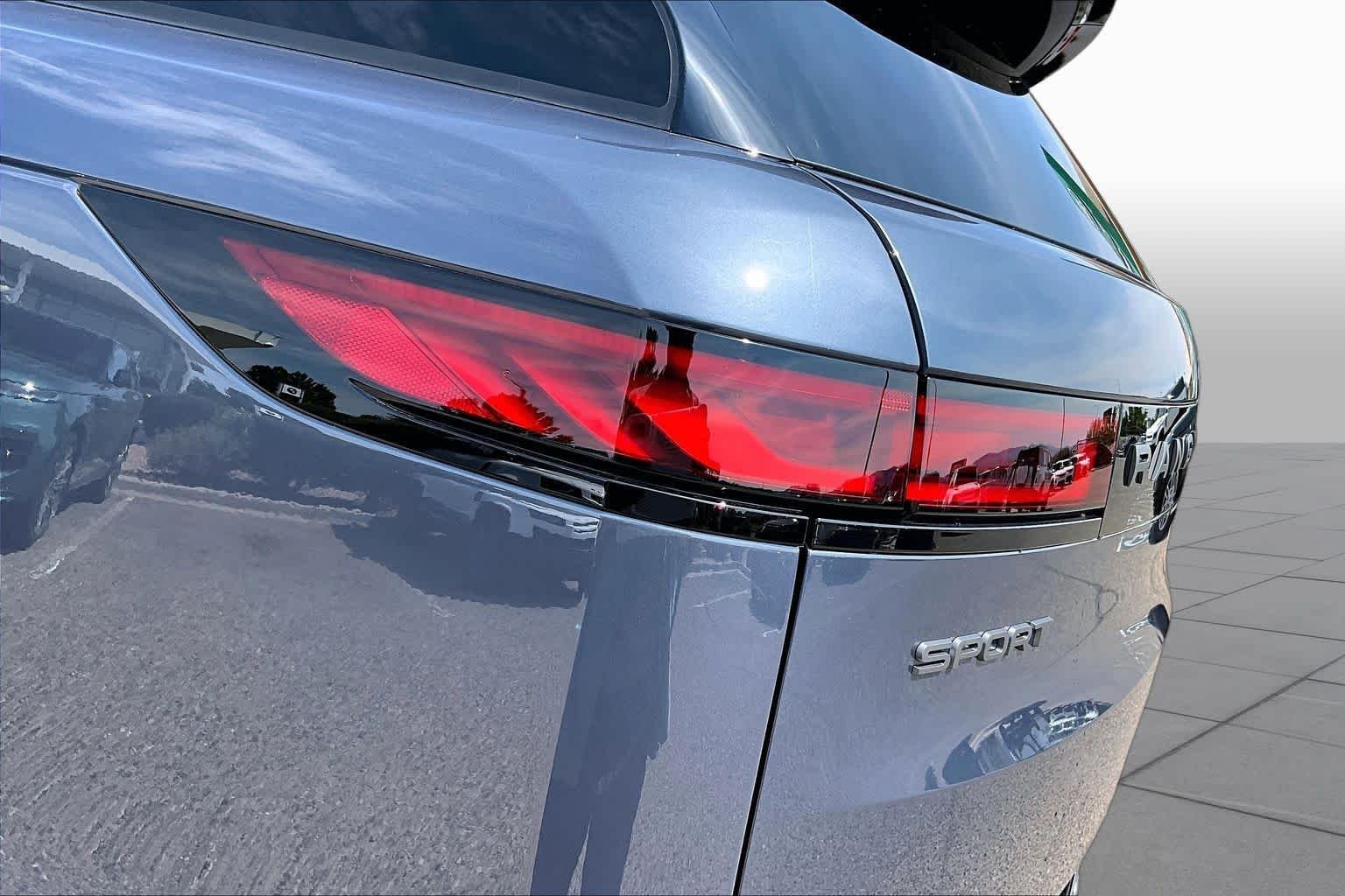 New 2026 Varesine Blue Land Rover SE image 14