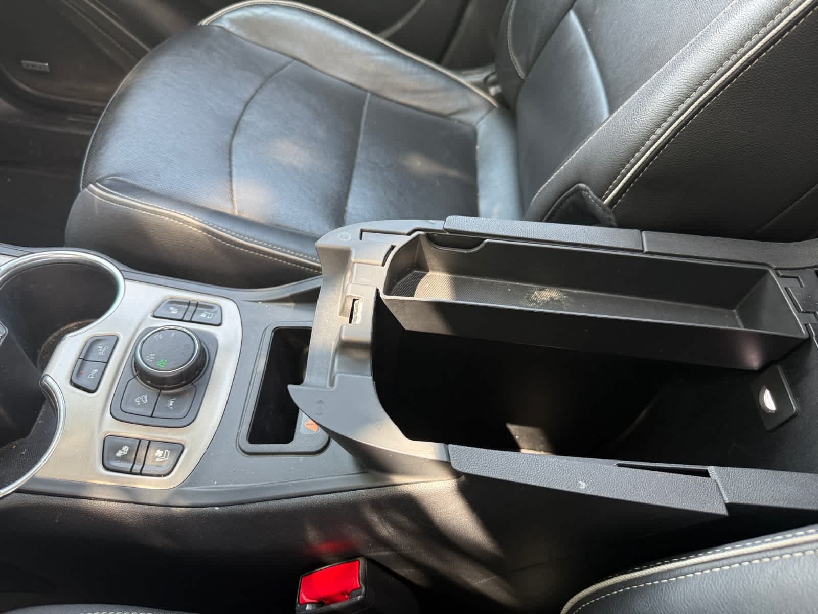 Used 2020 Ebony Twilight Metallic GMC Denali image 18