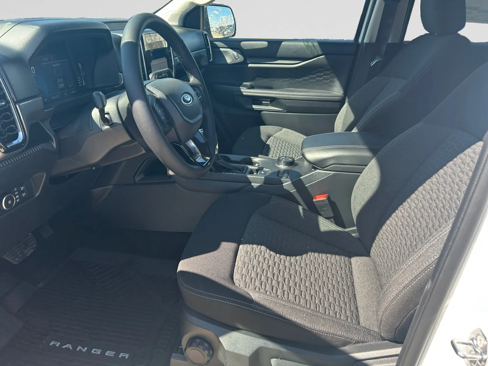 New 2026 Oxford White Ford XLT image 13