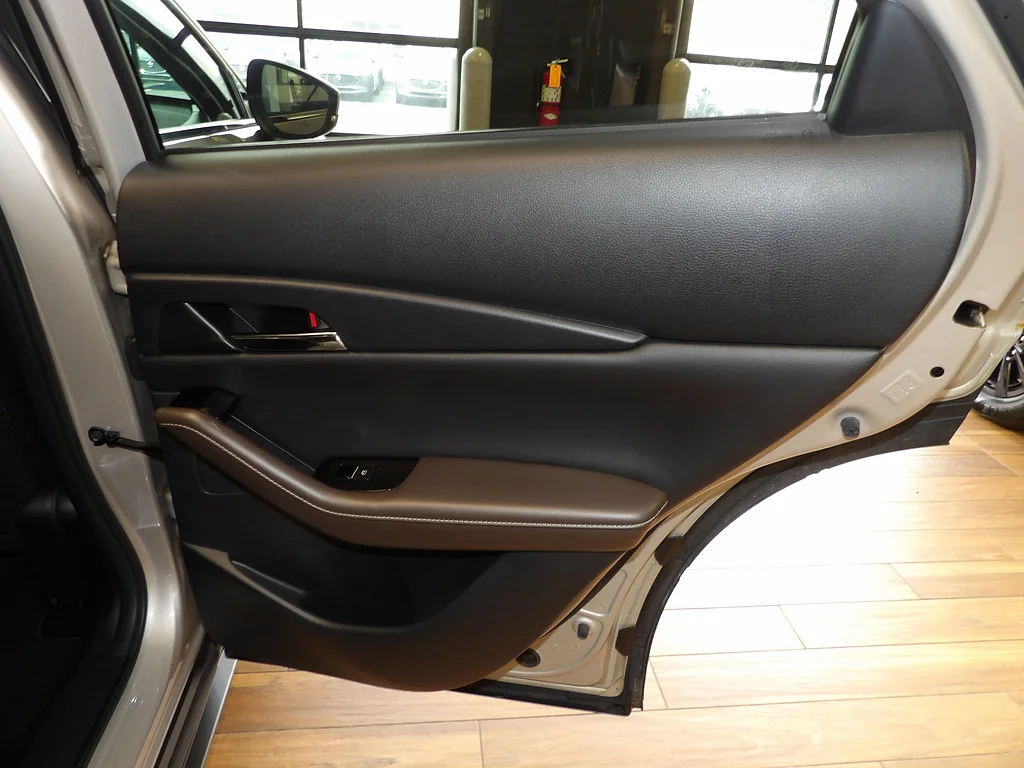 Certified Used 2023 Platinum Quartz Metallic Mazda 2.5 S Premium image 16