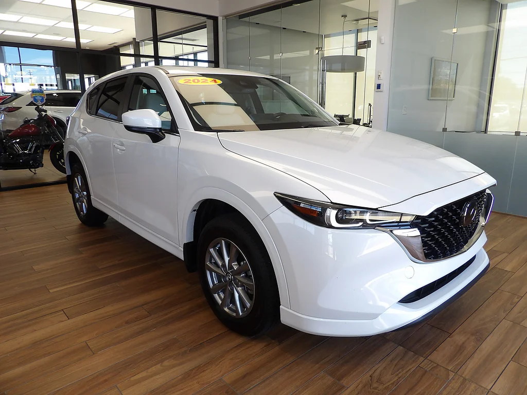 Certified Used 2024 Rhodium White Metallic Mazda 2.5 S Preferred image 3