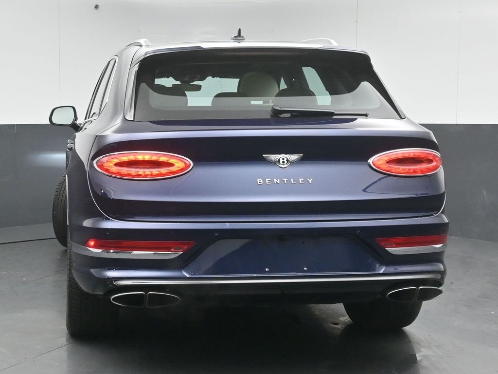 2021 BENTLEY BENTAYGA - Image 1