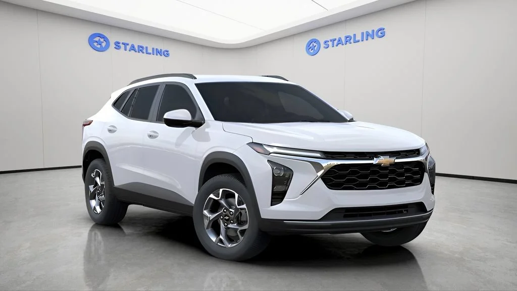 New 2026 Summit White Chevrolet LT image 6