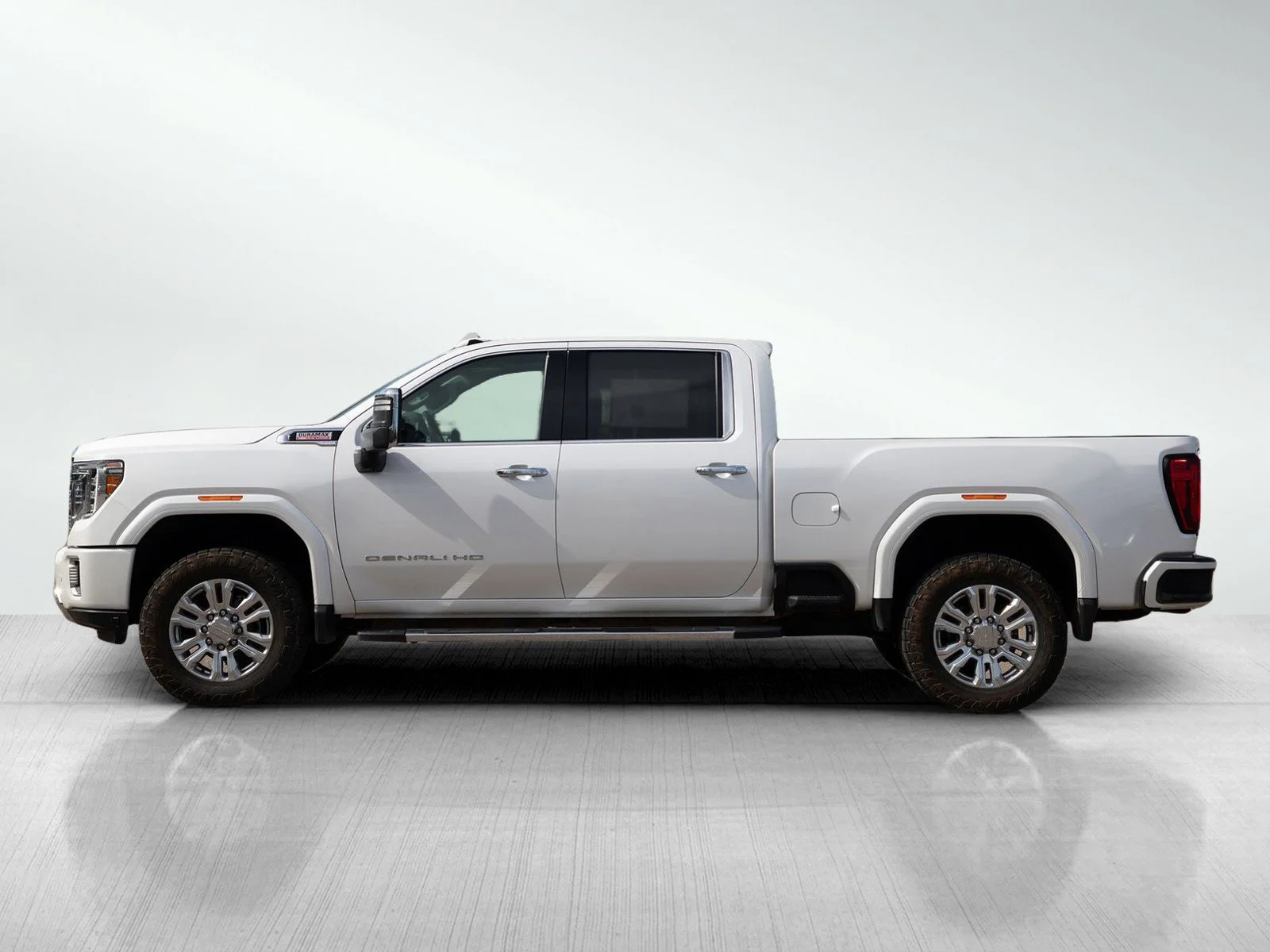 Used 2021 GMC Sierra 3500 Denali HD Denali with VIN 1GT49WEY8MF219557 for sale in Bloomington, Minnesota