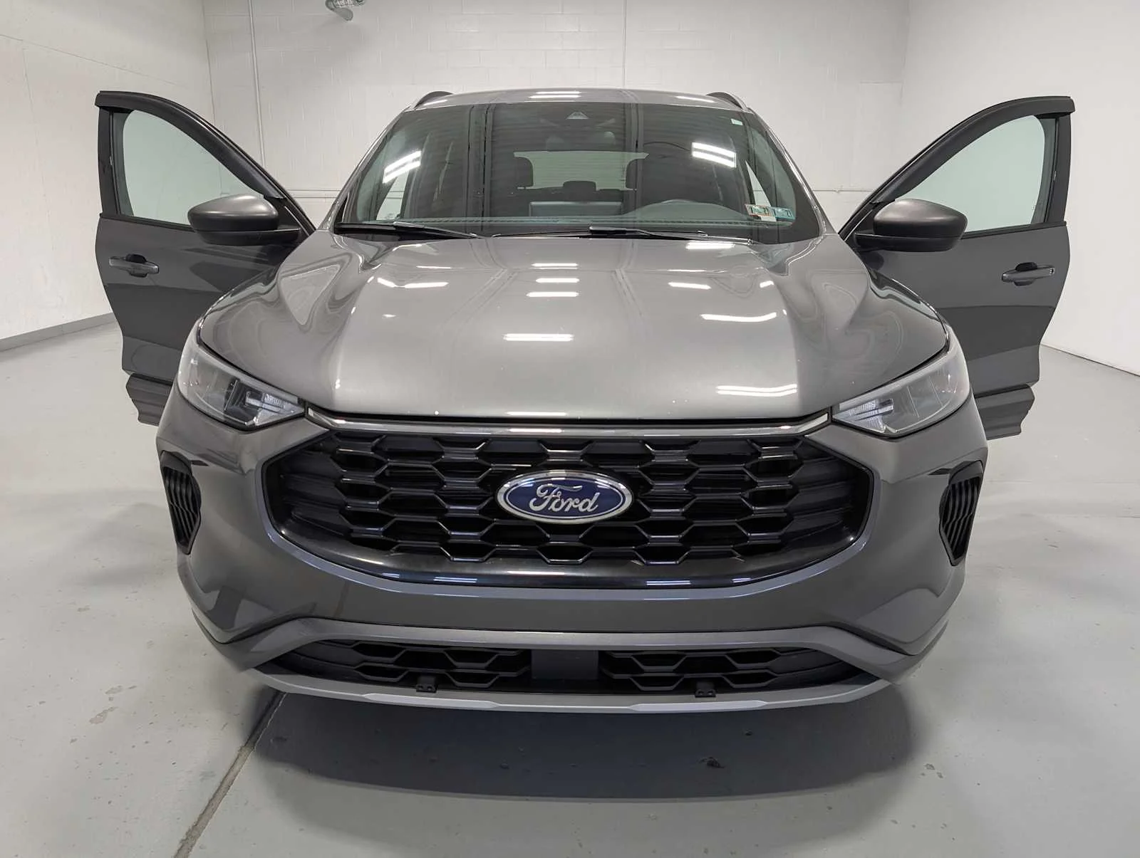 Used 2023 Carbonized Gray Ford ST-Line image 15