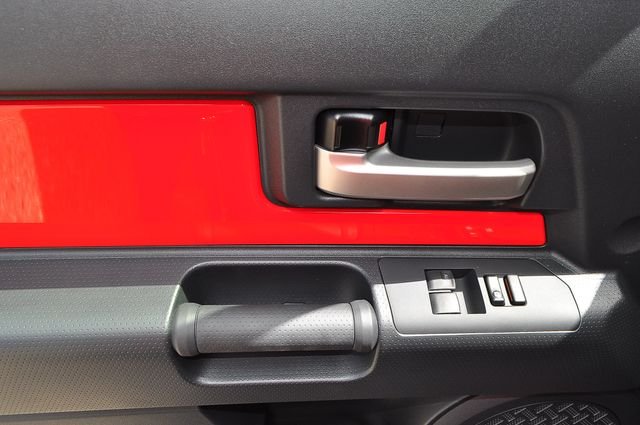 Used 2012 Red Toyota Base image 13