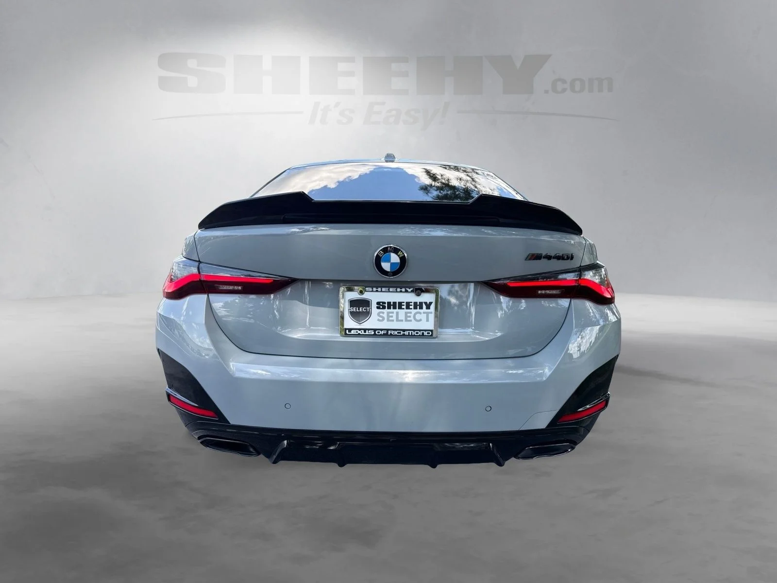 Used 2024 Gray BMW M440i xDrive image 11