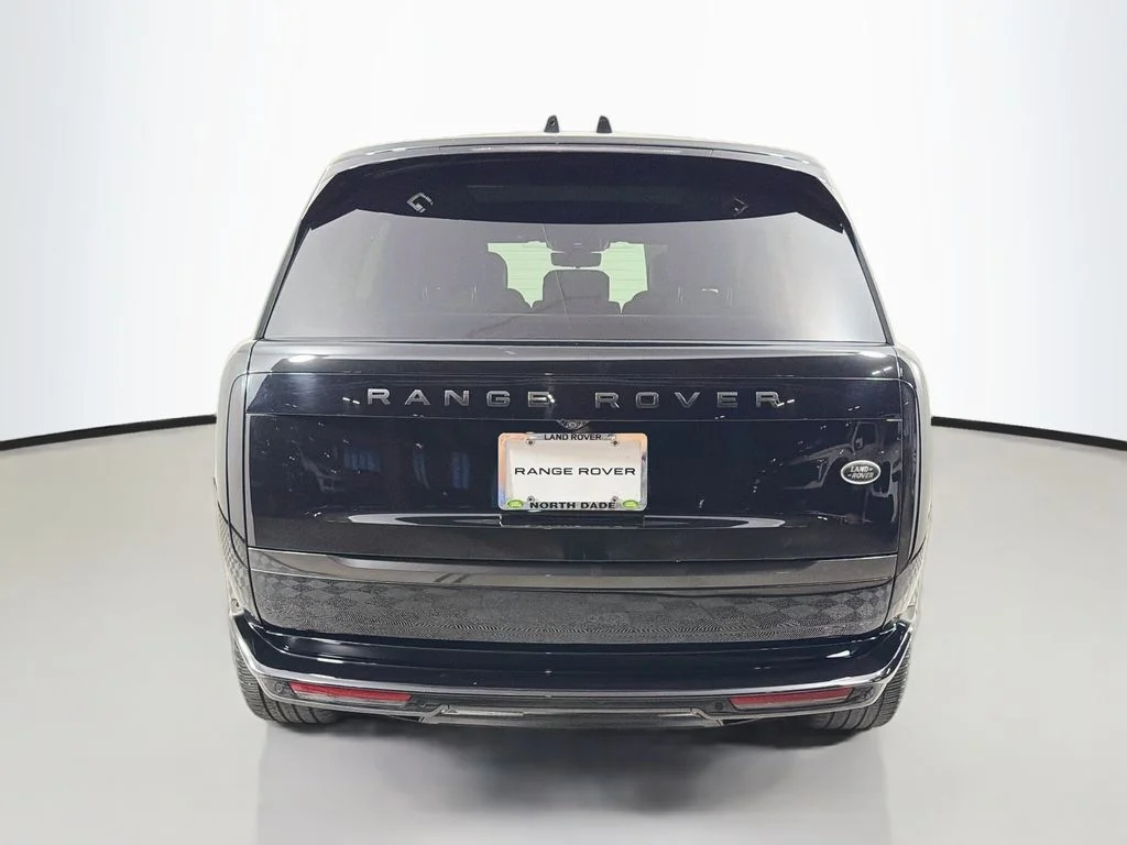 Certified Used 2023 Santorini Black Metallic Land Rover SE image 6