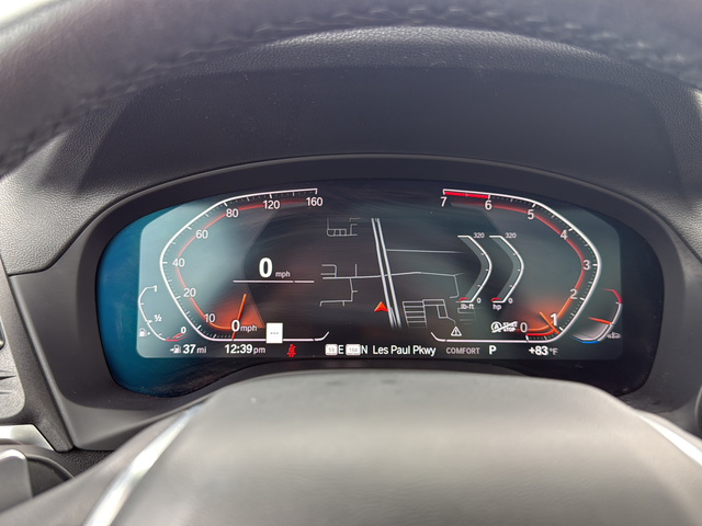 Used 2023 Gray BMW xDrive30i image 23
