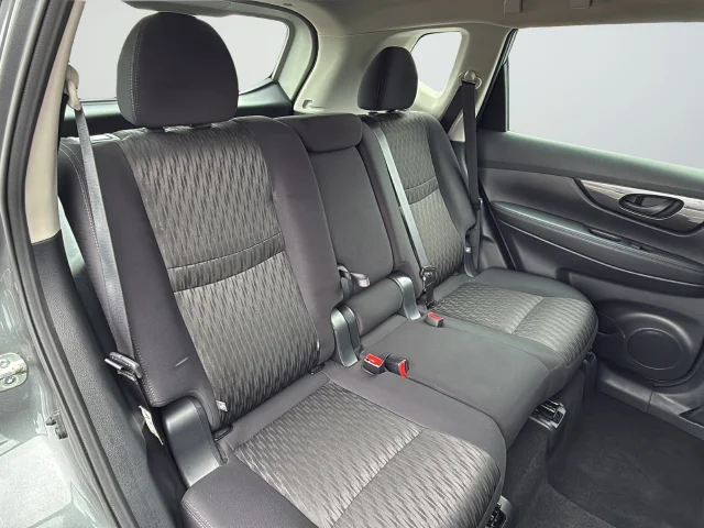 Used 2020 Gray Nissan S image 24