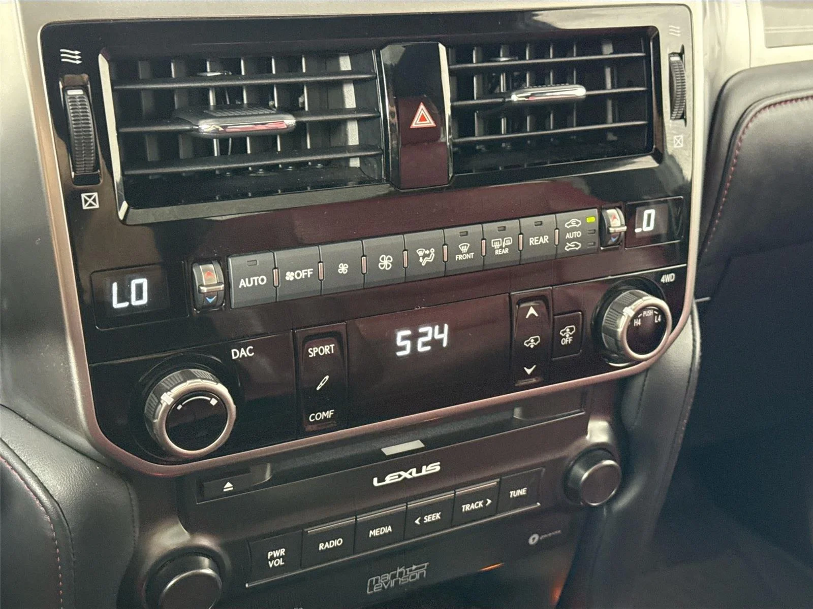 2023 Lexus GX LUXURY - Photo 27