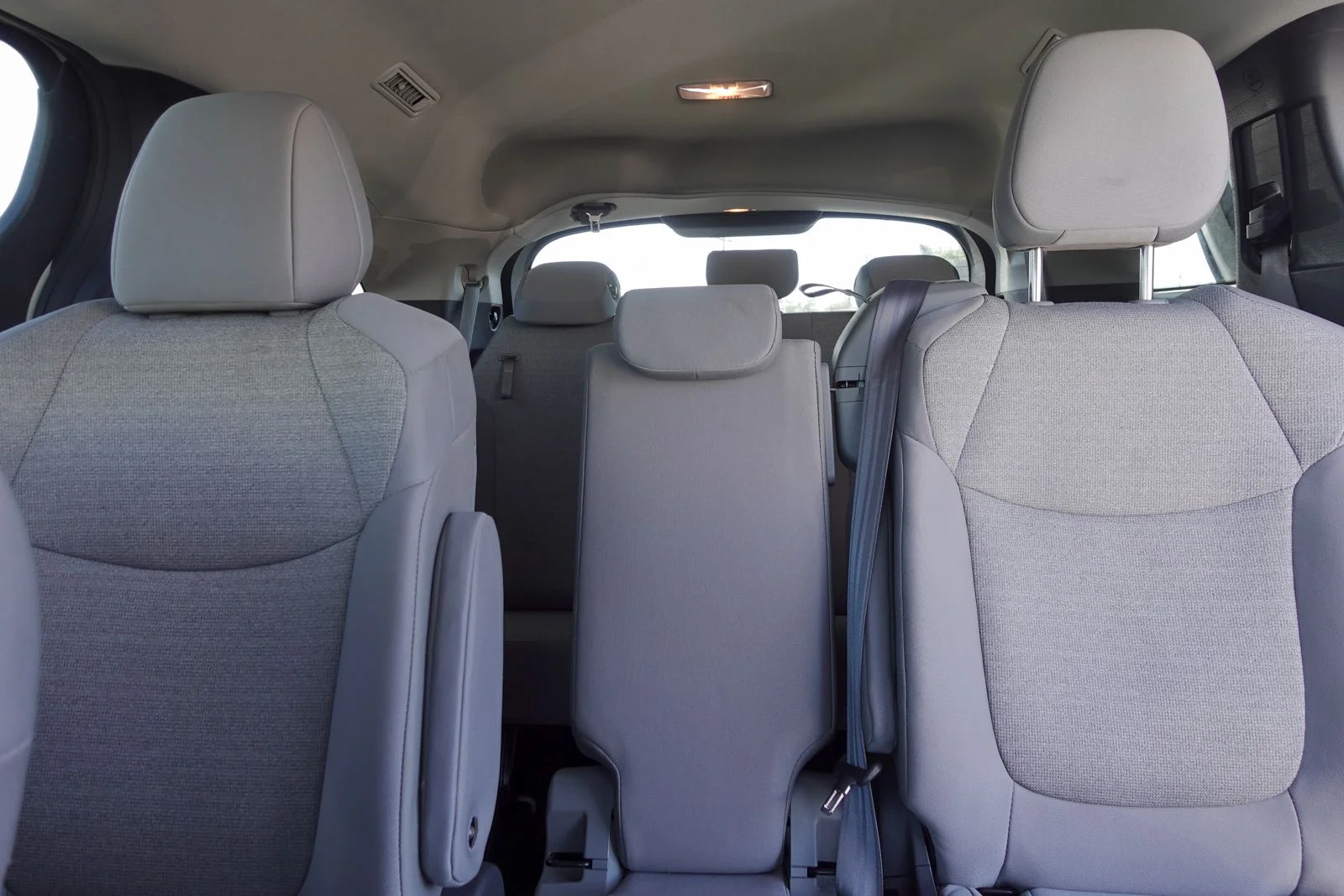 Used 2025 Ice Cap Toyota LE image 13
