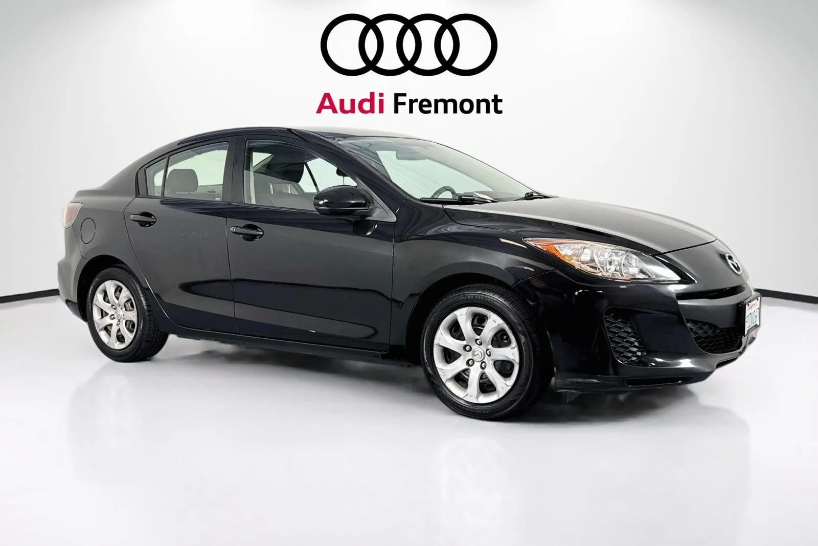 Used 2013 Black Mica Mazda i SV image 7