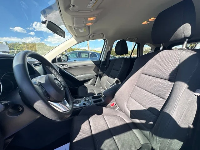 Used 2016 White Mazda Touring image 10