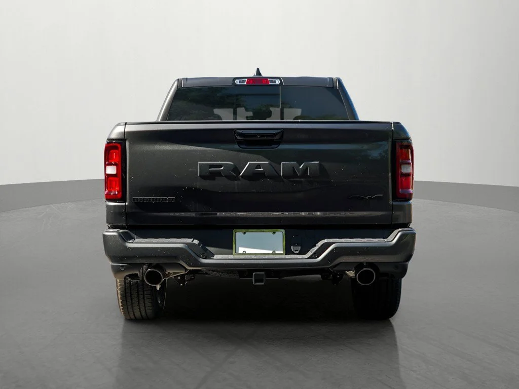 New 2026 Granite Crystal Metallic Clearcoat RAM Big Horn/Lone Star image 4